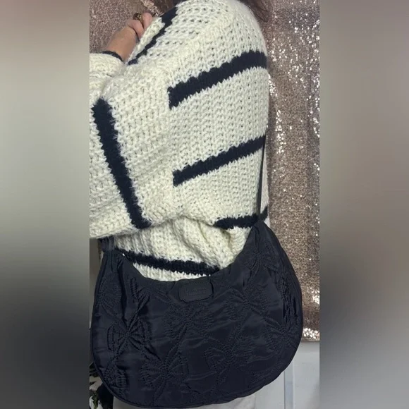 Damson Madder Crescent Bow-embroidered Satin Shoulder Bag - Picture 8 of 9